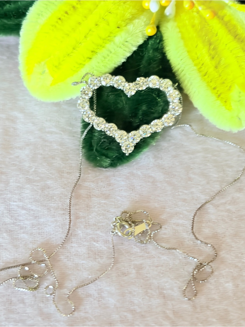 18K white gold lab grown diamond heart necklace